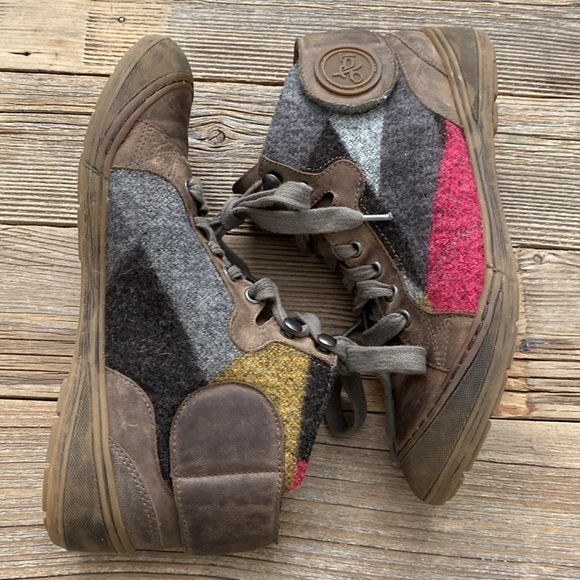 Last Chance🥳! OTBT Providence Booties. Size 7.5. - Picture 2 of 10